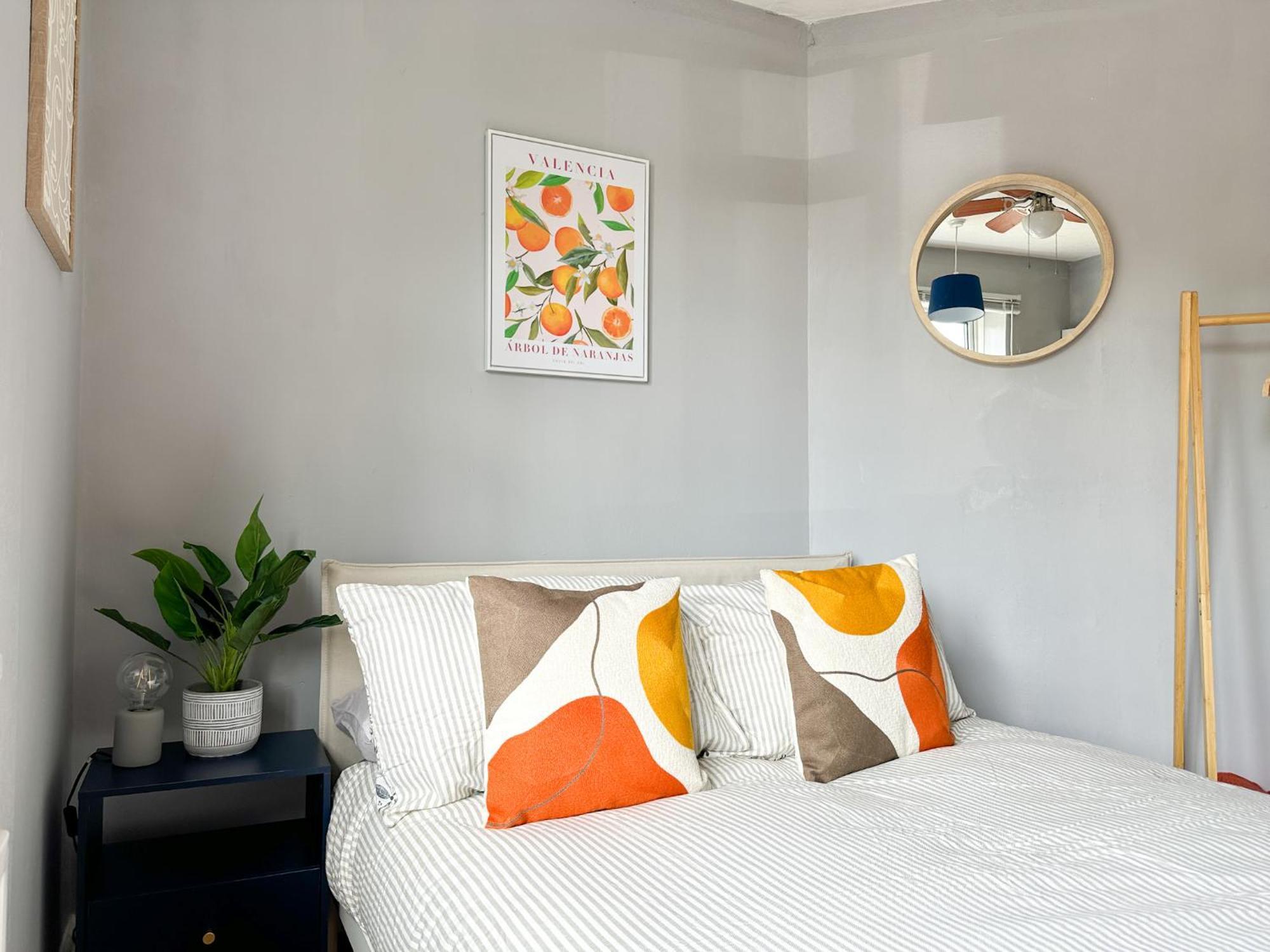 Luxury 2-bed Townhouse - Parking, Hot Tub & Fire Pit Villa *